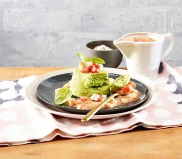 05-2015-erbsenflan-mit-gorgonzola-tomaten-sauce